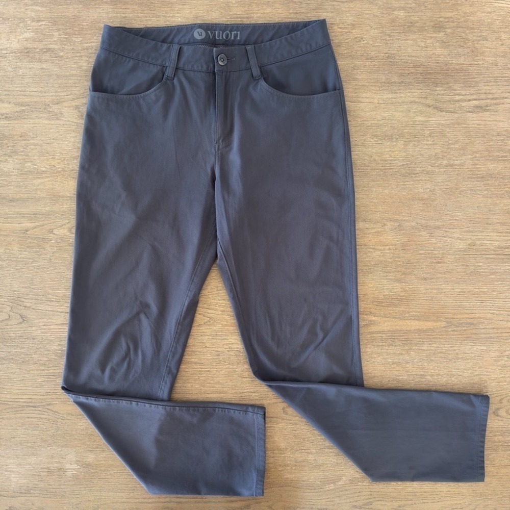 Vuori Men's Meta Athletic Slim Fit Performance Pants in Charcoal-Size 30-#V430